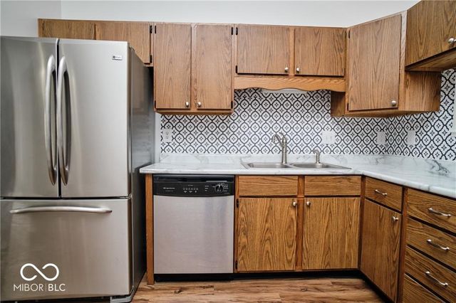 802 Westridge North Drive, Noblesville, IN 46062