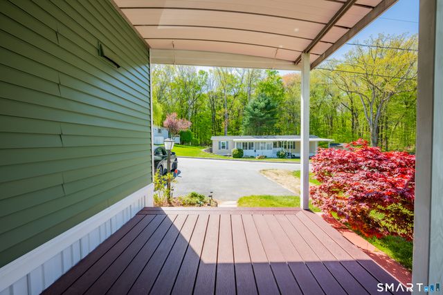 20 Hillpond Drive, Mansfield, CT 06268