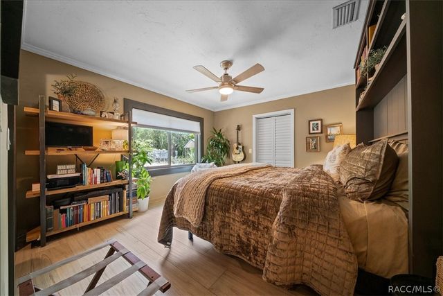 905 & 835 N McGowan Avenue, Crystal River, FL 34429