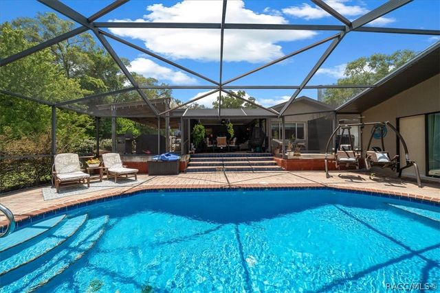 905 & 835 N McGowan Avenue, Crystal River, FL 34429