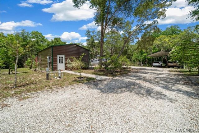 905 & 835 N McGowan Avenue, Crystal River, FL 34429