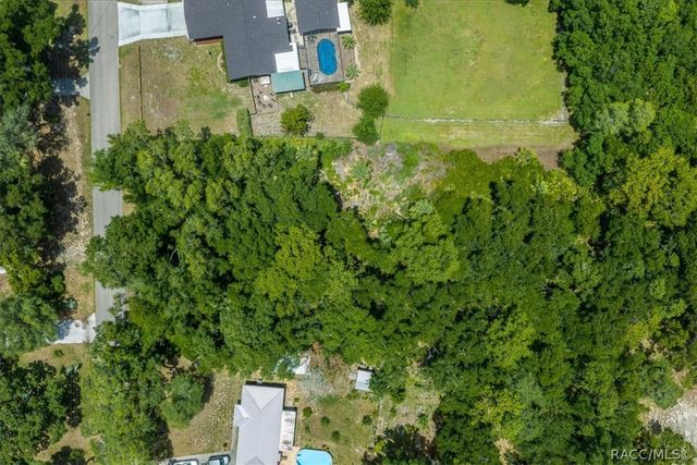 905 & 835 N McGowan Avenue, Crystal River, FL 34429