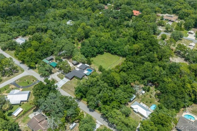 905 & 835 N McGowan Avenue, Crystal River, FL 34429
