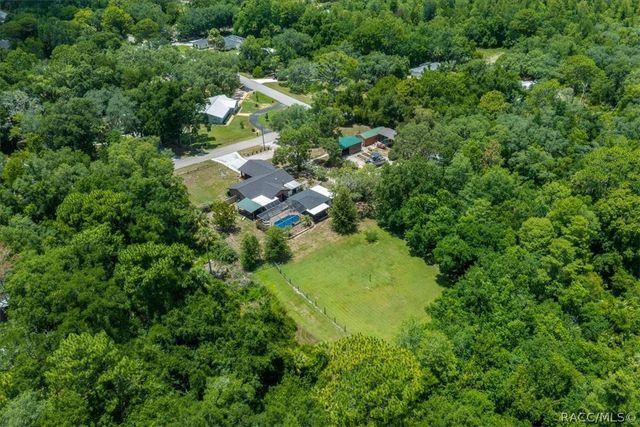 905 & 835 N McGowan Avenue, Crystal River, FL 34429