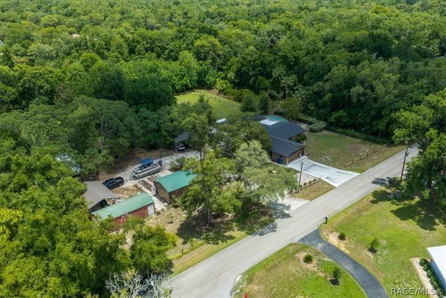 905 & 835 N McGowan Avenue, Crystal River, FL 34429