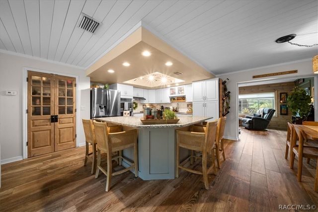 905 & 835 N McGowan Avenue, Crystal River, FL 34429