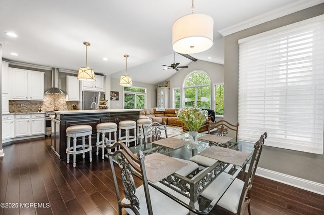 61 E Parsonage Way, Manalapan, NJ 07726