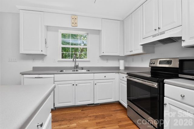 7912 Ritter Drive, Charlotte, NC 28270