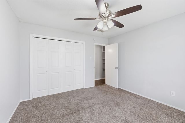 5725 Macneill Drive, Haltom City, TX 76148