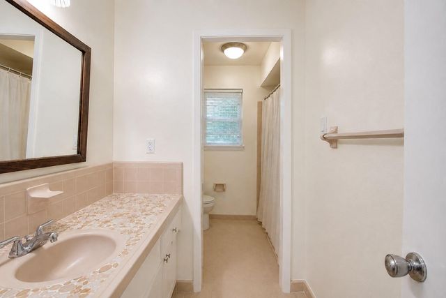 11011 Caribbean Lane, Houston, TX 77089