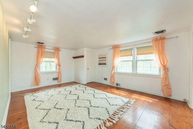 839 Rifle Camp Road, Woodland Park, NJ 07424