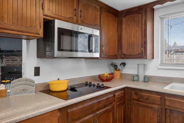 1521 Peach Tree Ln, Yuba City, CA 95993