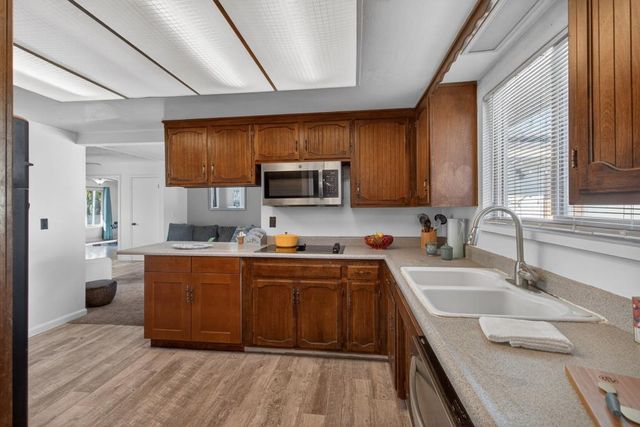 1521 Peach Tree Ln, Yuba City, CA 95993