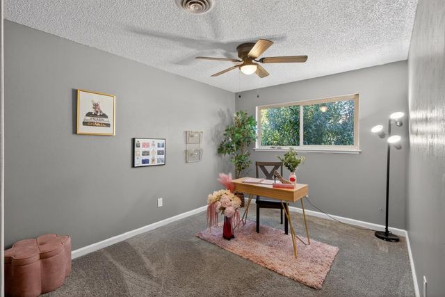 1521 Peach Tree Ln, Yuba City, CA 95993