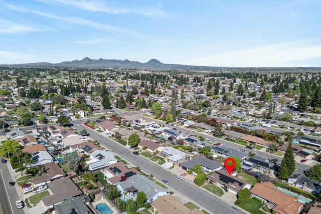 1521 Peach Tree Ln, Yuba City, CA 95993