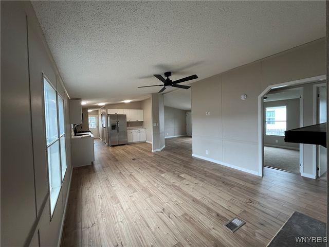 1070 Fernwood Drive, Lockport Town, NY 14094