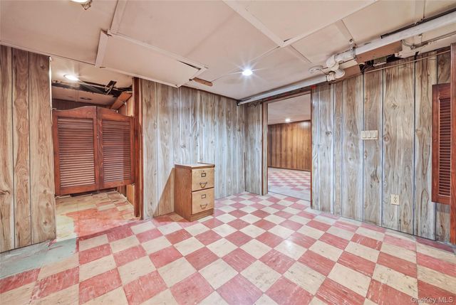 2320 Saratoga Street, Oceanside, NY 11572