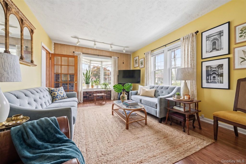 2320 Saratoga Street, Oceanside, NY 11572 — photo 4