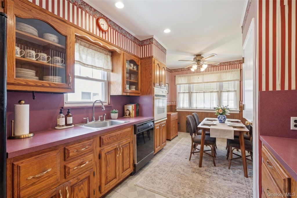 2320 Saratoga Street, Oceanside, NY 11572 — photo 5