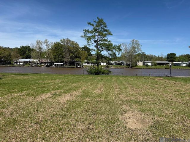 13216 Bayou Terrace Dr, St Amant, LA 70774