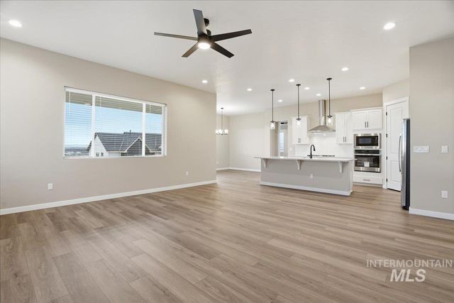 1375 White Cliffs St, Middleton, ID 83644