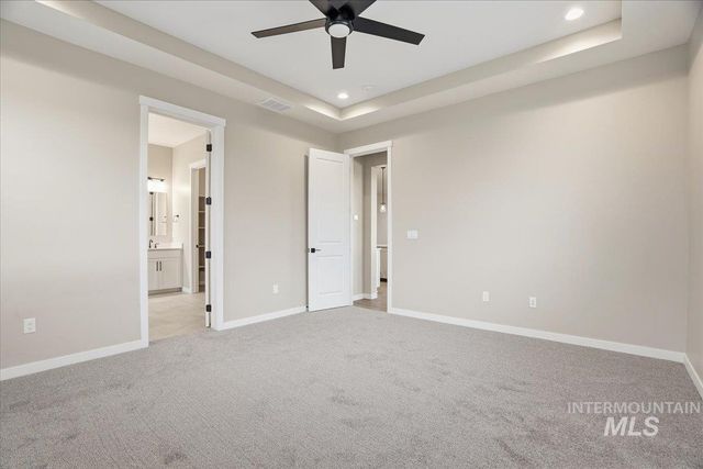 1375 White Cliffs St, Middleton, ID 83644