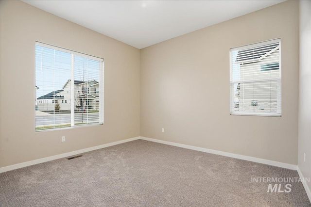 1375 White Cliffs St, Middleton, ID 83644