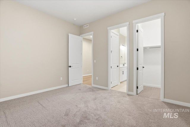 1375 White Cliffs St, Middleton, ID 83644