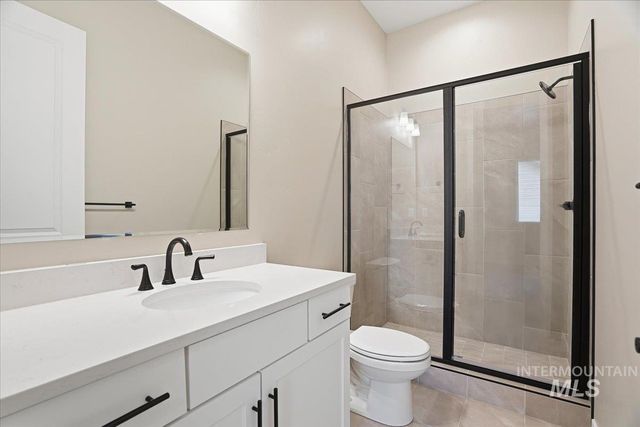 1375 White Cliffs St, Middleton, ID 83644