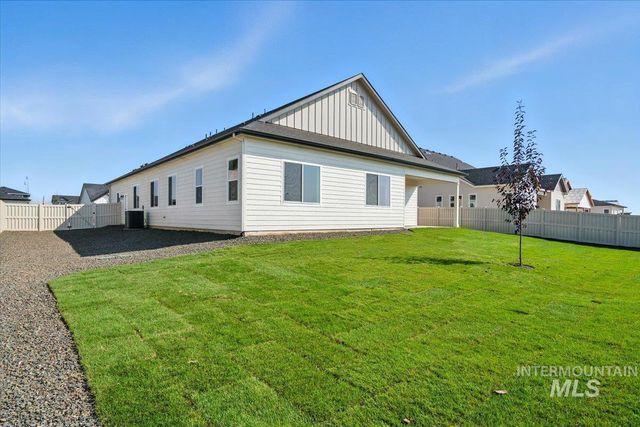 1375 White Cliffs St, Middleton, ID 83644