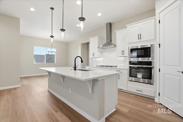 1375 White Cliffs St, Middleton, ID 83644