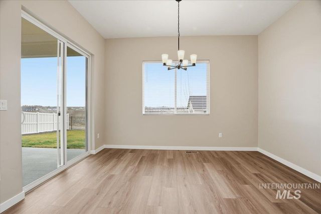 1375 White Cliffs St, Middleton, ID 83644