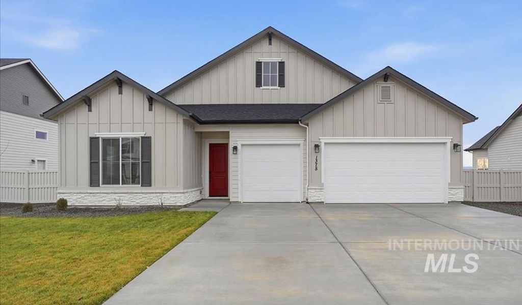 1375 White Cliffs St, Middleton, ID 83644