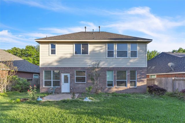 5523 Santa Chase Lane, Sugar Land, TX 77479