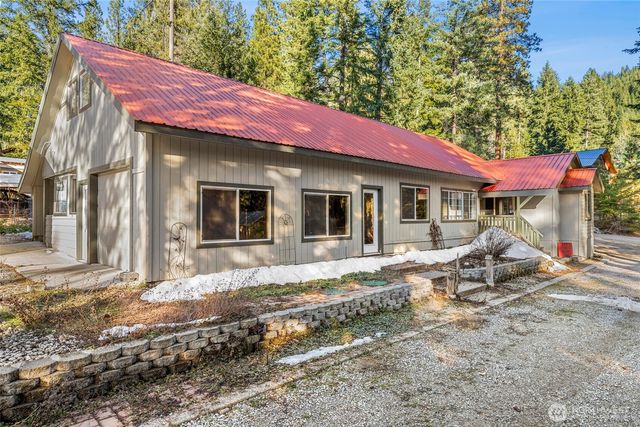 21823 Colt Road, Leavenworth, WA 98826