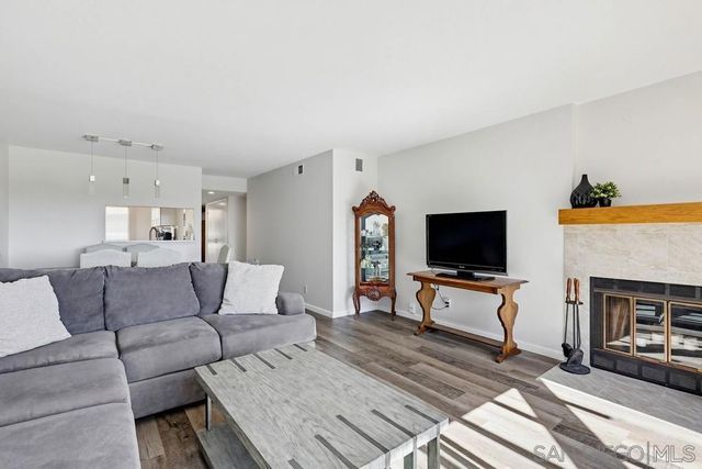 7255 Navajo C330, San Diego, CA 92119