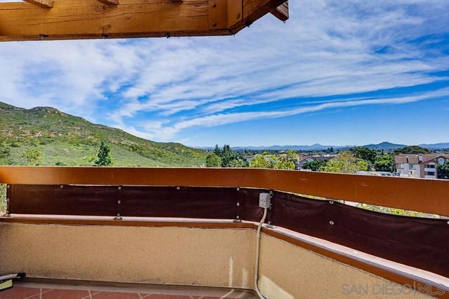 7255 Navajo C330, San Diego, CA 92119