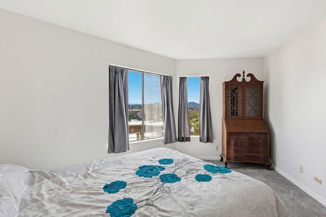 7255 Navajo C330, San Diego, CA 92119