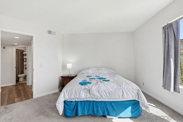 7255 Navajo C330, San Diego, CA 92119