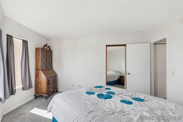 7255 Navajo C330, San Diego, CA 92119