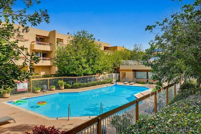 7255 Navajo C330, San Diego, CA 92119