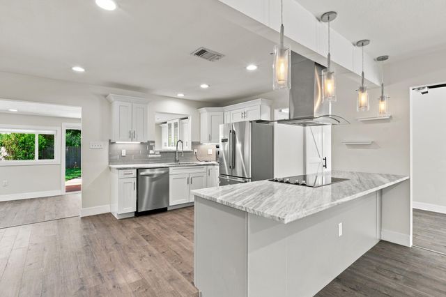 6706 Isabelle DR, Austin, TX 78752