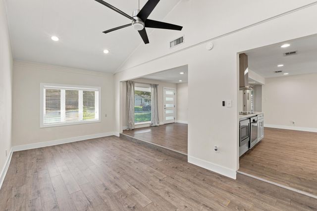 6706 Isabelle DR, Austin, TX 78752
