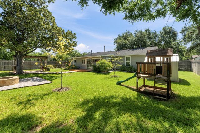6706 Isabelle DR, Austin, TX 78752