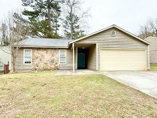 5370 Ridge Forest Drive, Stone Mountain, GA 30083