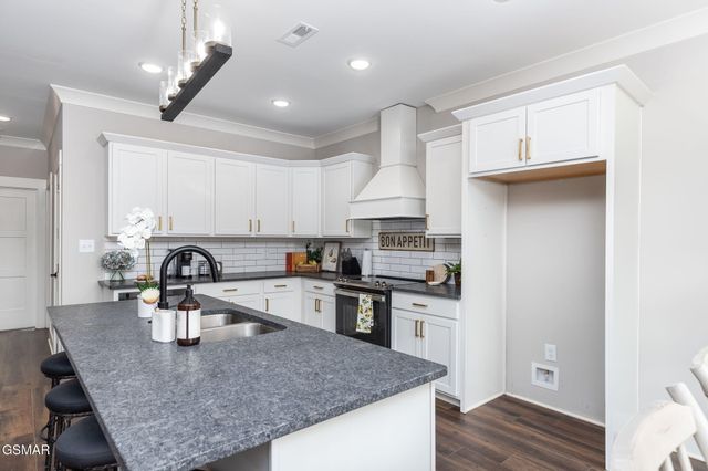 2510 Golden Trout Drive, Knoxville, TN 37920