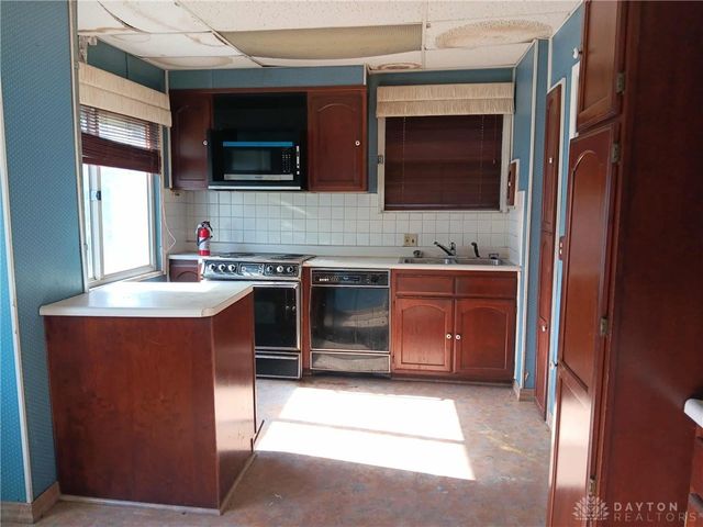 3100 Princeton Drive, Dayton, OH 45406