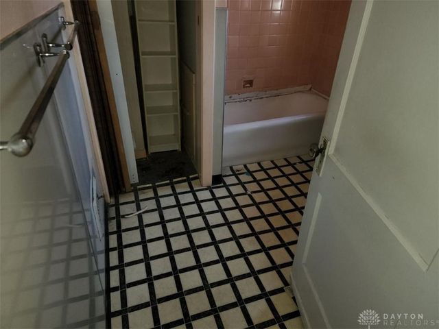 3100 Princeton Drive, Dayton, OH 45406