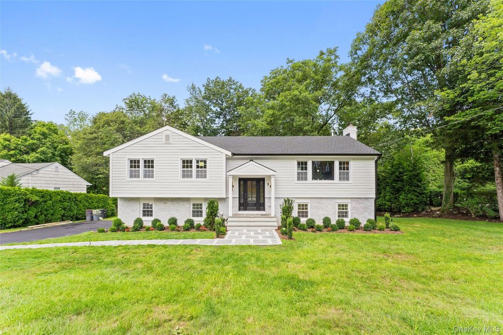 121 Duxbury Road, Purchase, NY 10577