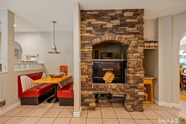 115 Brentwood Drive, Southington, CT 06489